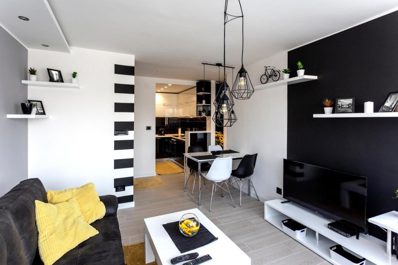 Park Apartment Novi Sad Buitenkant foto