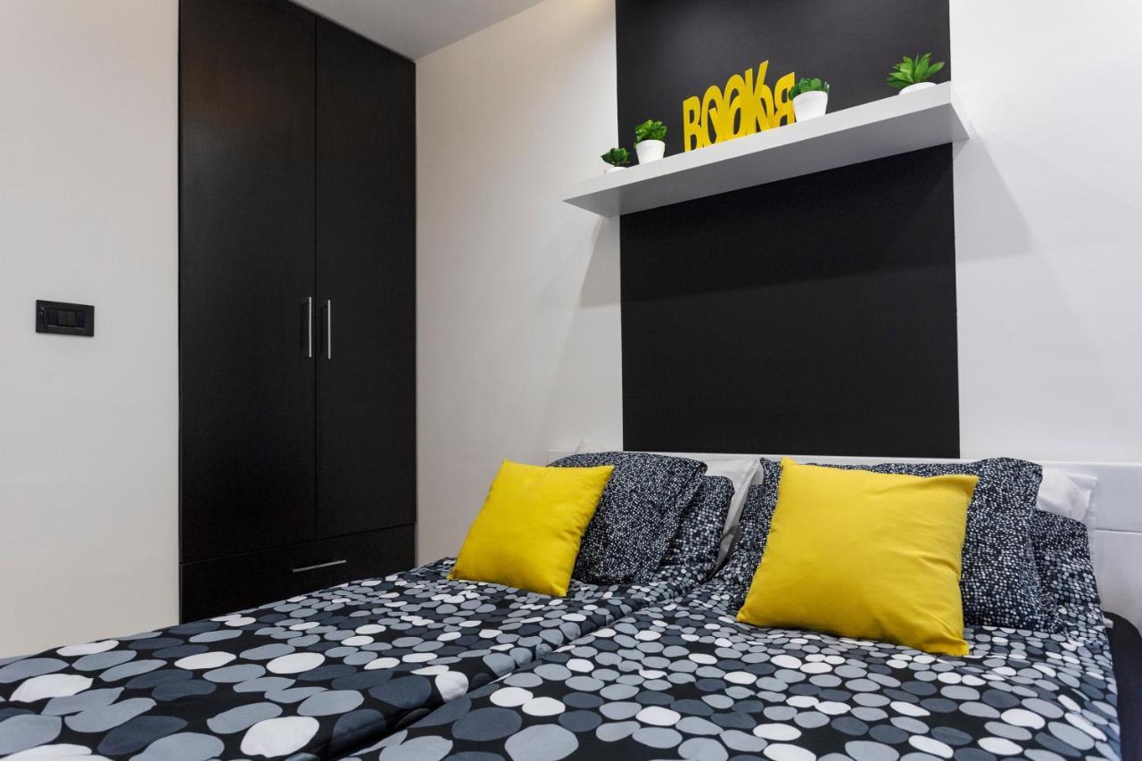 Park Apartment Novi Sad Buitenkant foto