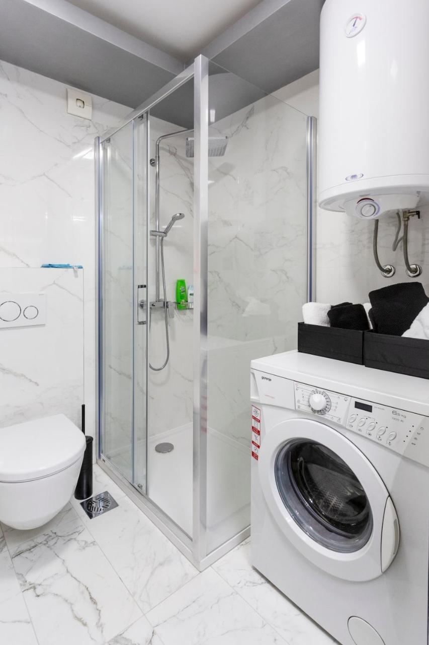 Park Apartment Novi Sad Buitenkant foto