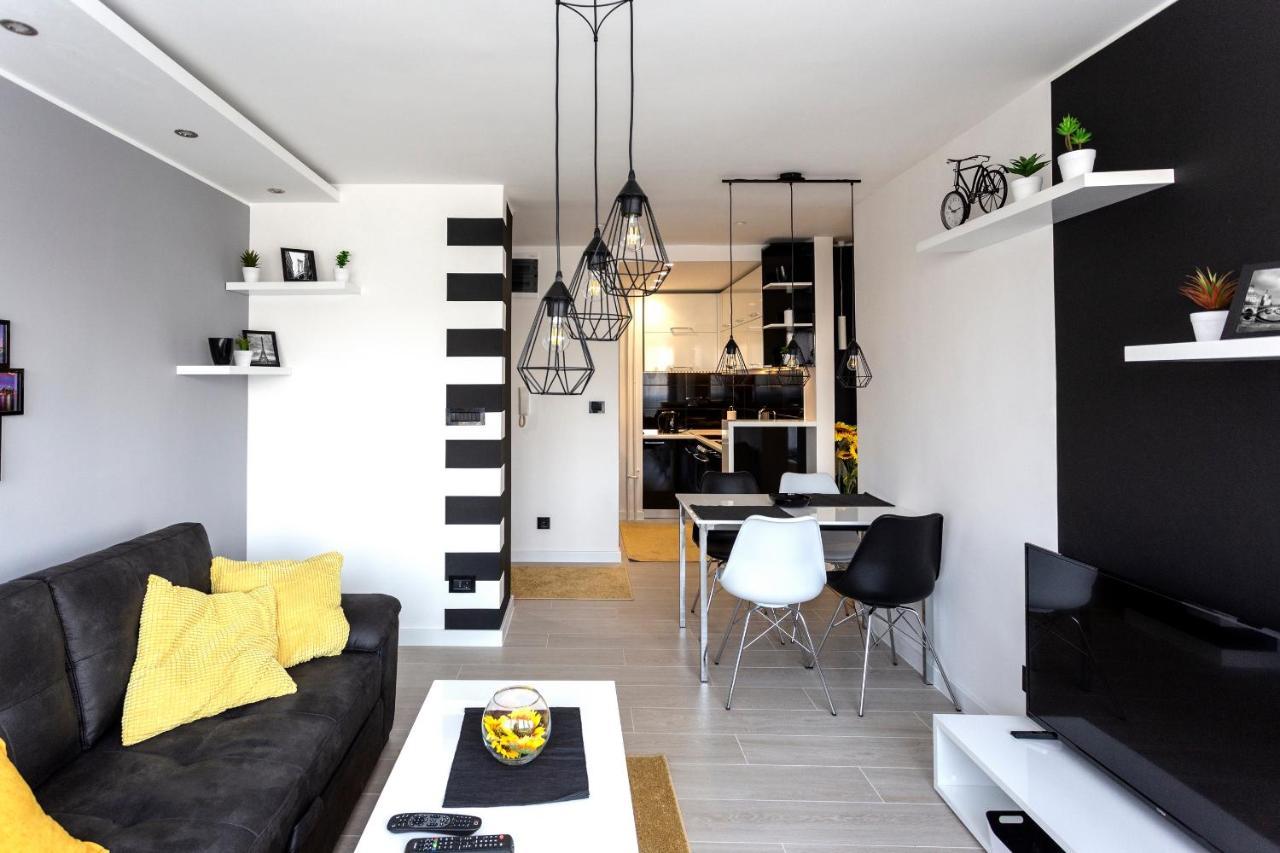 Park Apartment Novi Sad Buitenkant foto